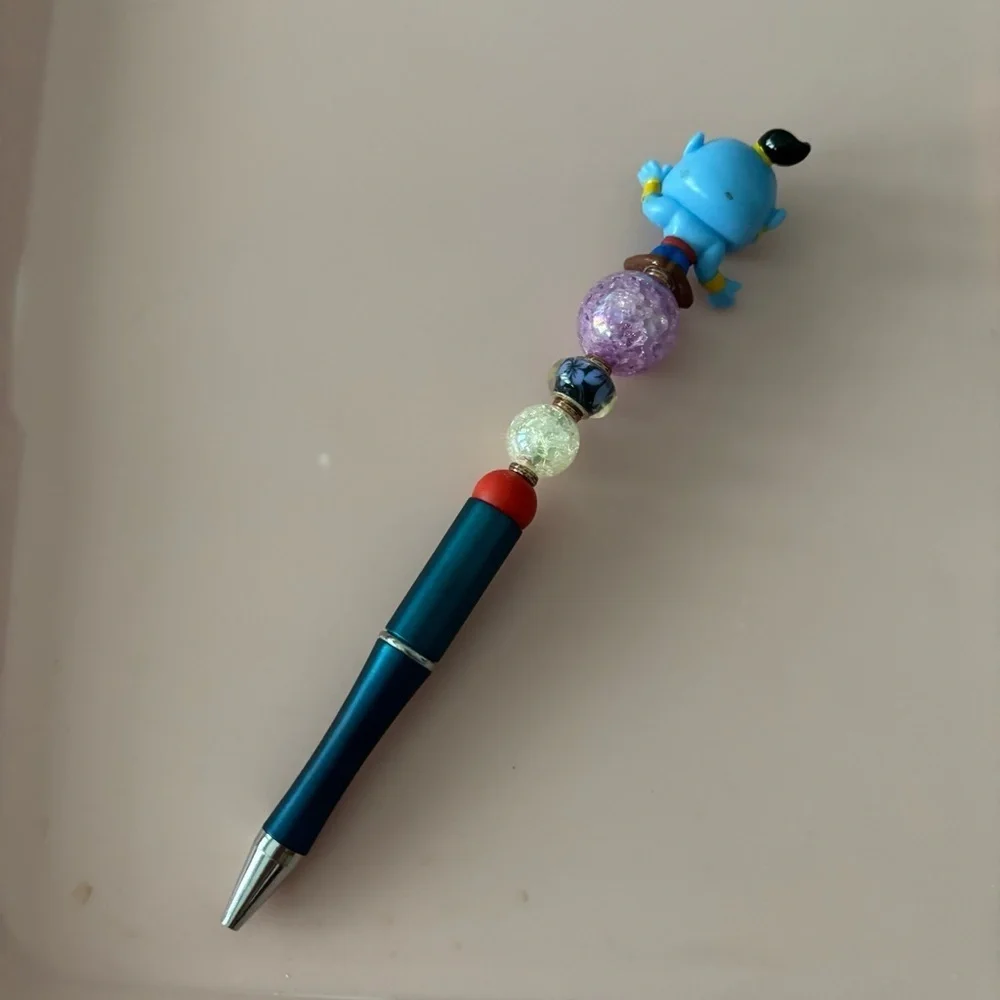 Disney Doorables: Aladdin: Genie classic handmade beaded pen